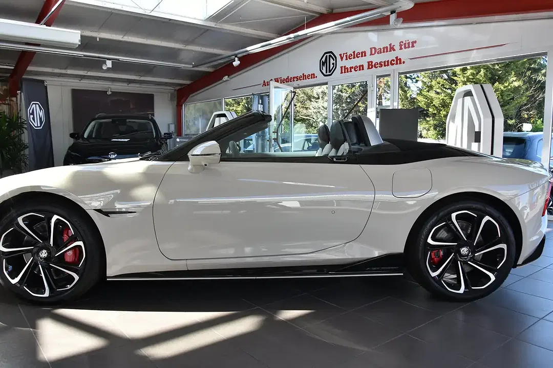 MG Cyberster Xpower - Thumbnail 8