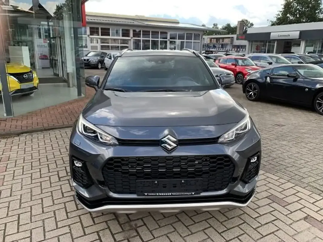 Suzuki Across Hybrid 4x4 Comfort+ - Thumbnail 3