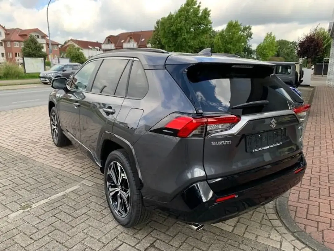 Suzuki Across Hybrid 4x4 Comfort+ - Thumbnail 8