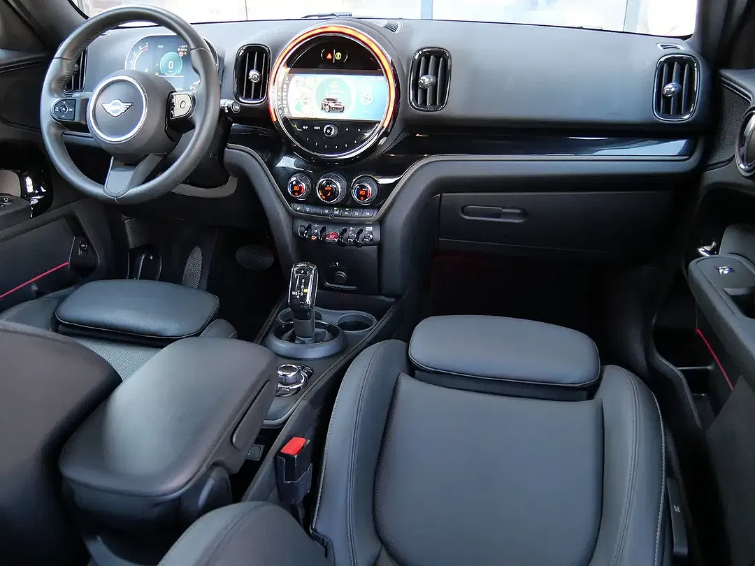 MINI Cooper Countryman - Thumbnail 18