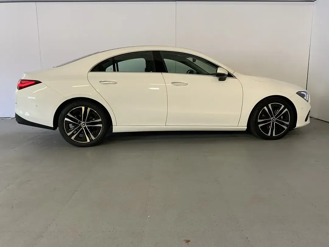 Mercedes-Benz CLA 180 Progressive - Thumbnail 3