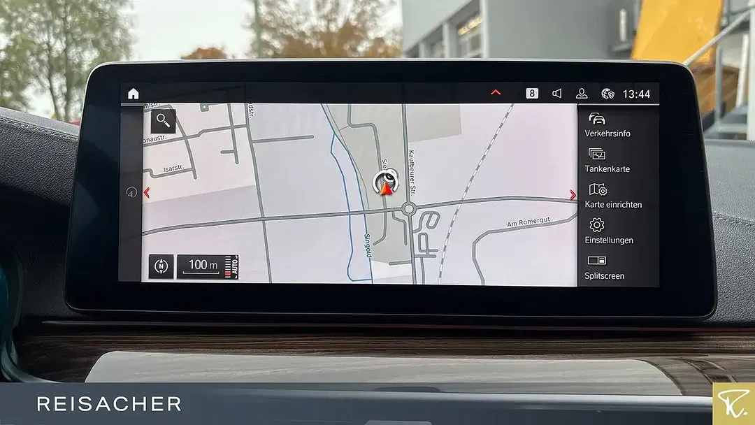 BMW 530 xDrive Touring Luxury - Thumbnail 12