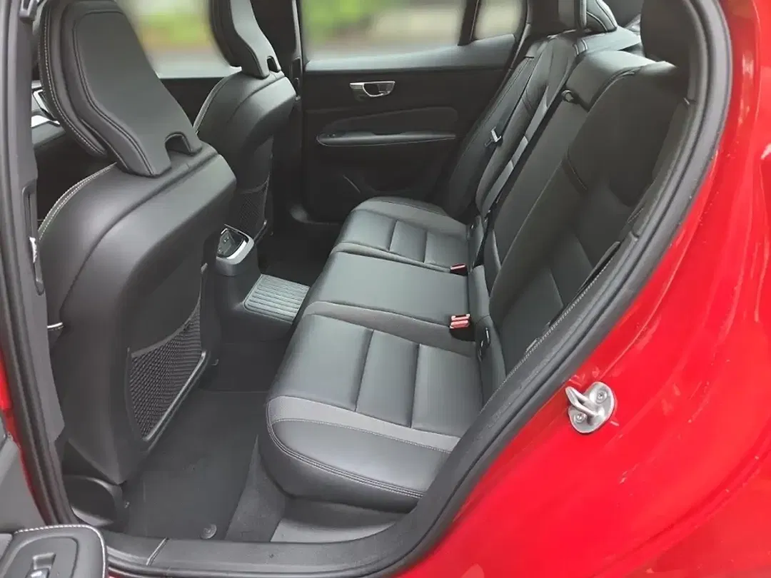 Volvo S60 T8 PHEV Hybrid AWD Ultimate Plus Dark - Thumbnail 11
