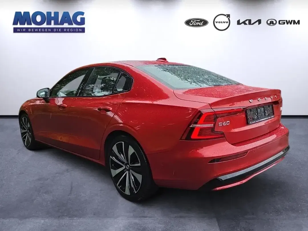Volvo S60 T8 PHEV Hybrid AWD Ultimate Plus Dark - Thumbnail 4