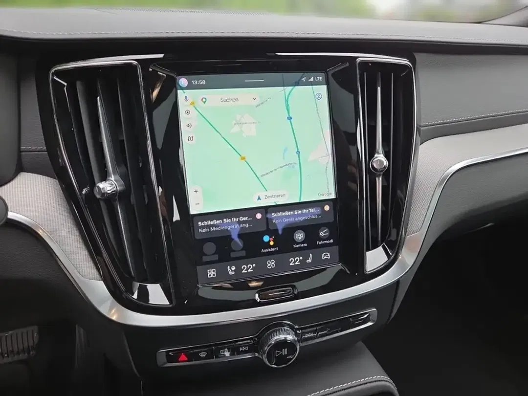 Volvo S60 T8 PHEV Hybrid AWD Ultimate Plus Dark - Thumbnail 9