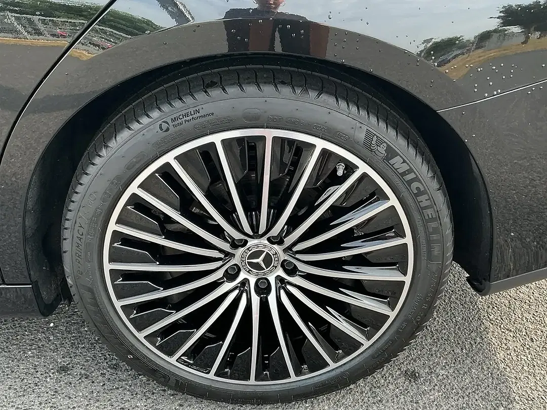 Mercedes-Benz E 220 Burmester AMG Line Night - Thumbnail 7