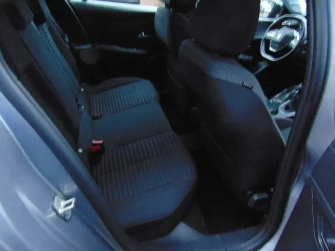 Peugeot 208 Active Pack - Thumbnail 10