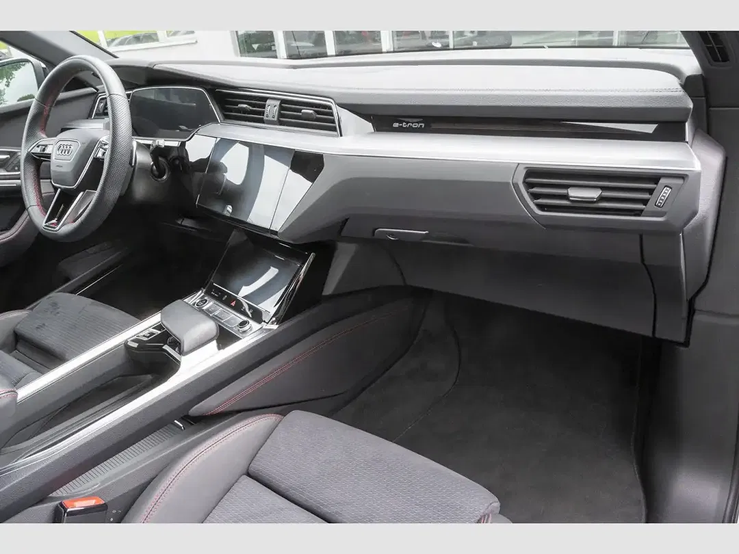 Audi Q8 e-tron 55 quattro Matrix LED S line - Thumbnail 7