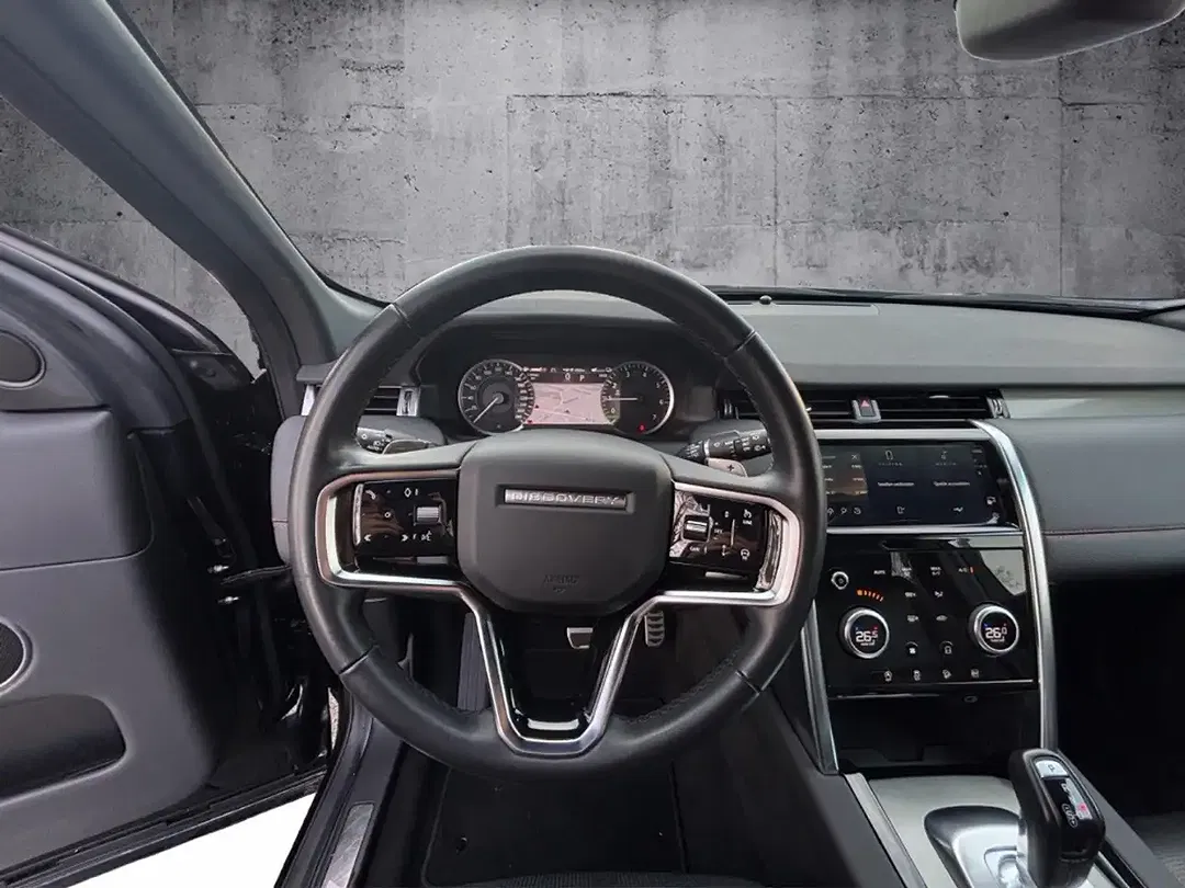 Land Rover Discovery Sport P300e R-Dynamic SE - Thumbnail 6