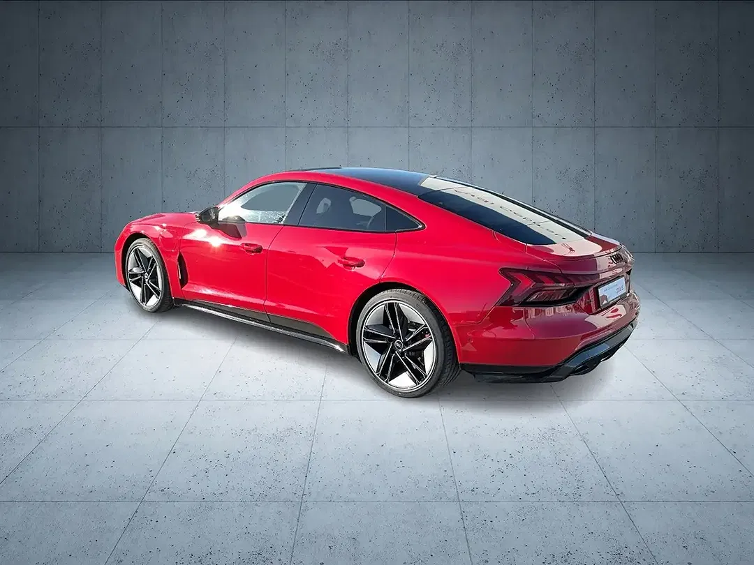 Audi RS e-tron GT - Thumbnail 3