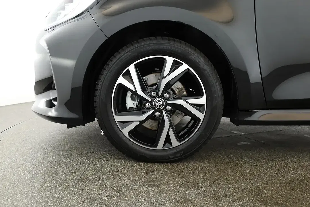 Toyota Yaris Hybrid Teamplayer - Thumbnail 10