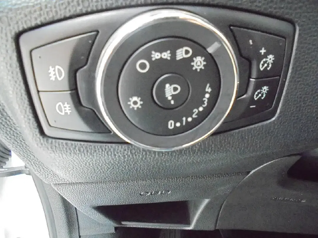 Ford EcoSport ST-Line - Thumbnail 14