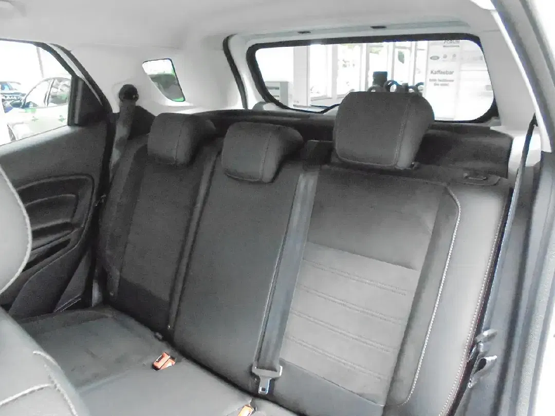 Ford EcoSport ST-Line - Thumbnail 7