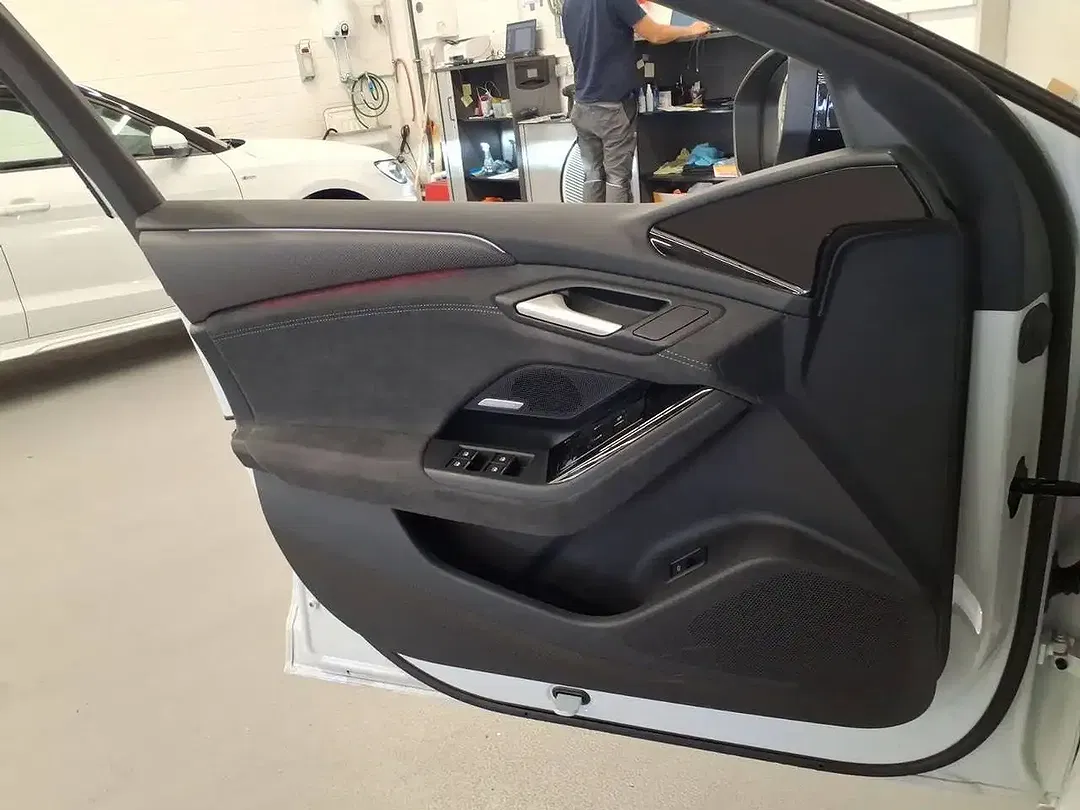 Audi A6 e-tron Sportback S line - Thumbnail 4