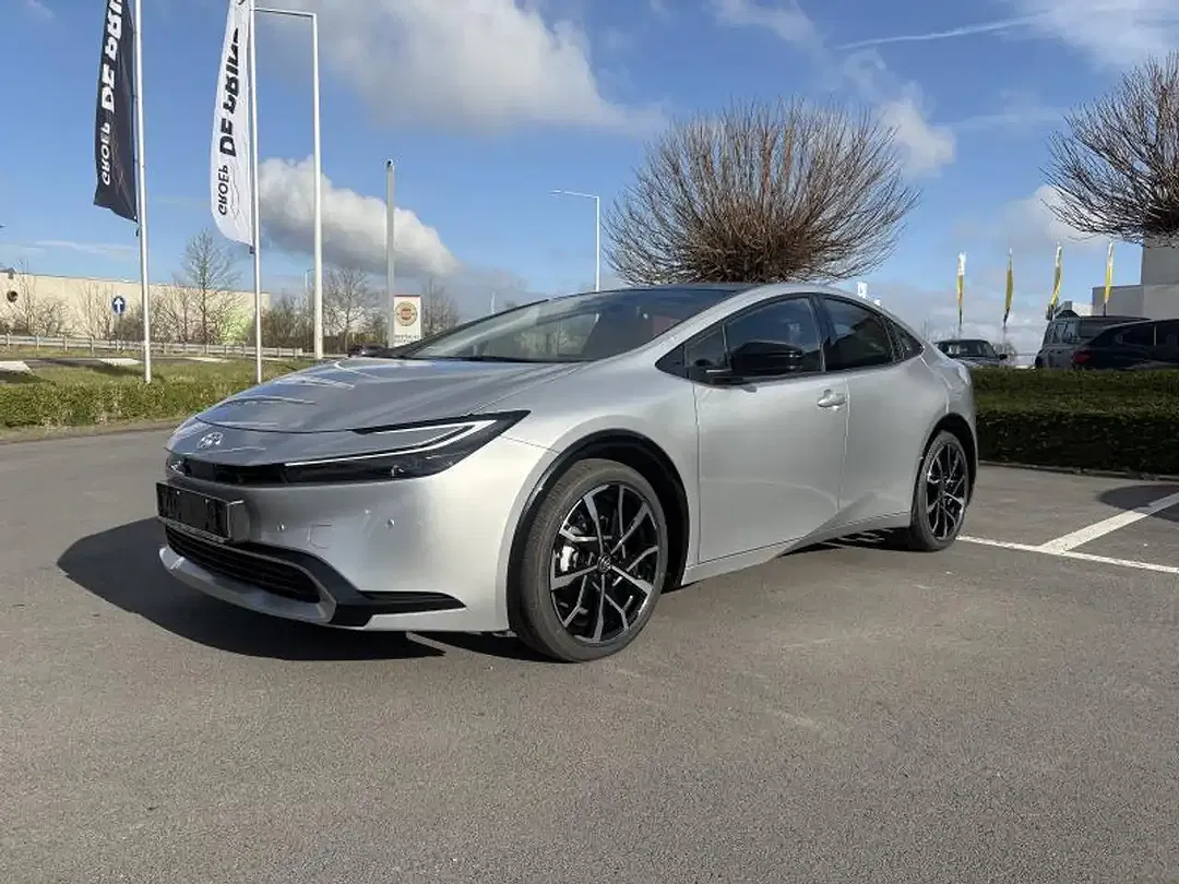 Toyota Prius Premium Plus - foto 1