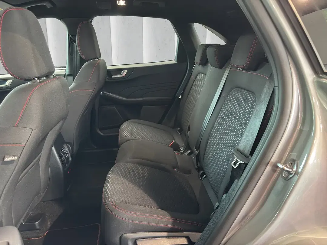 Ford Kuga AUT ST-Line - Thumbnail 11