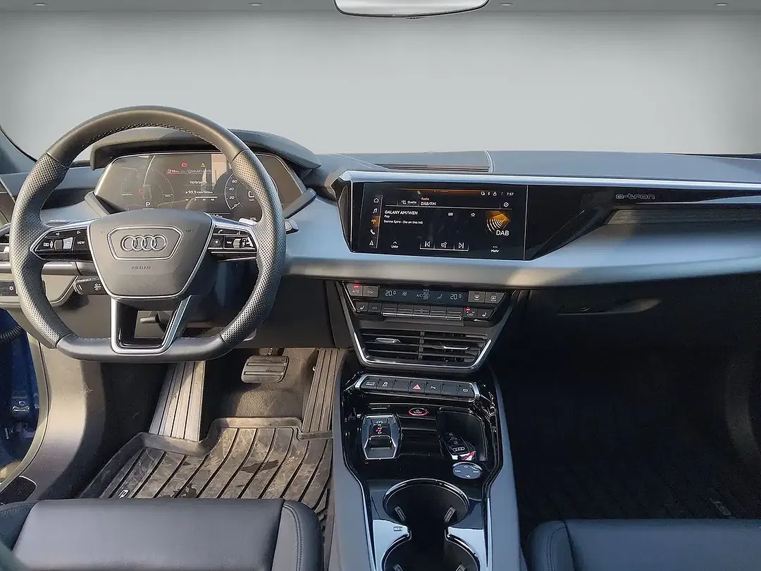 Audi e-tron GT quattro - Thumbnail 11