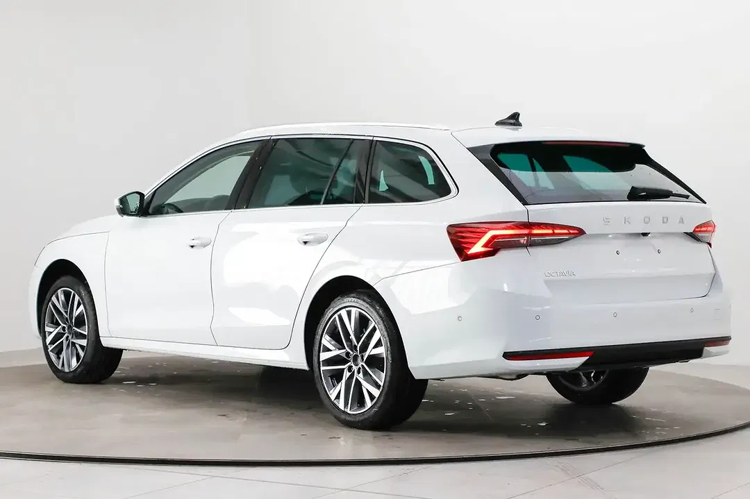 Skoda Octavia 1.5 TSI MHEV Combi - Thumbnail 10