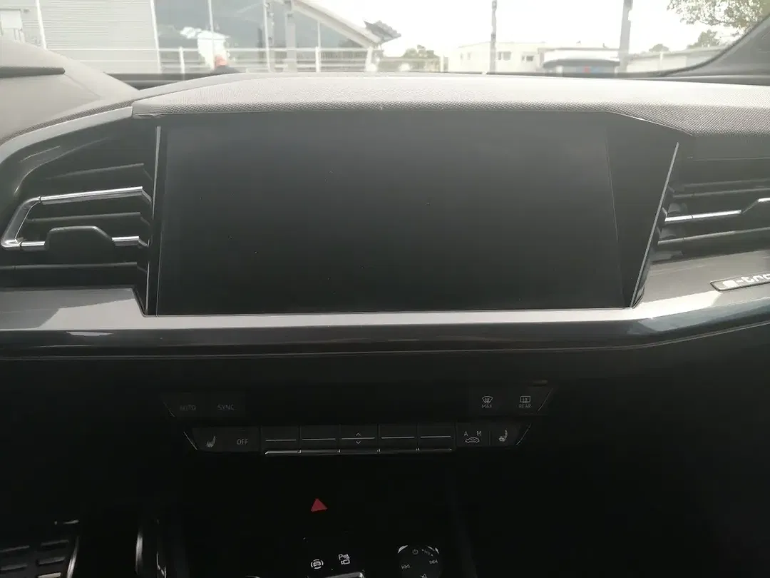 Audi Q4 e-tron 55 quattro S line - Thumbnail 13