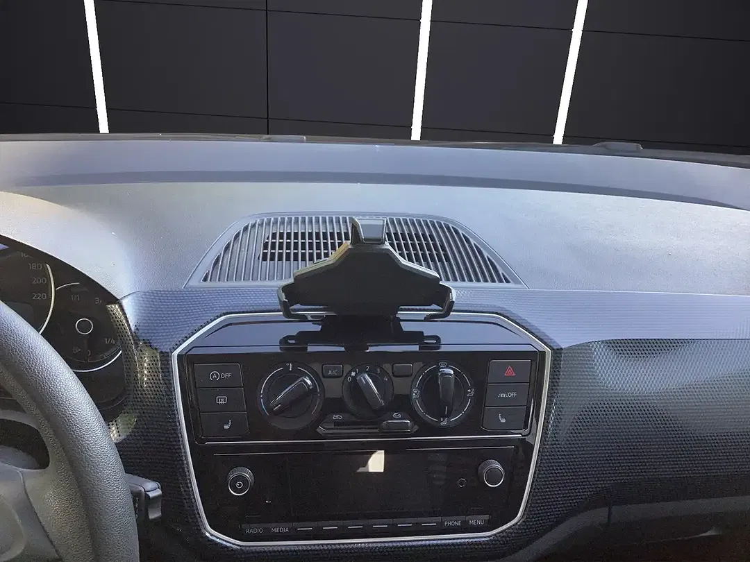 Volkswagen up! - Thumbnail 12