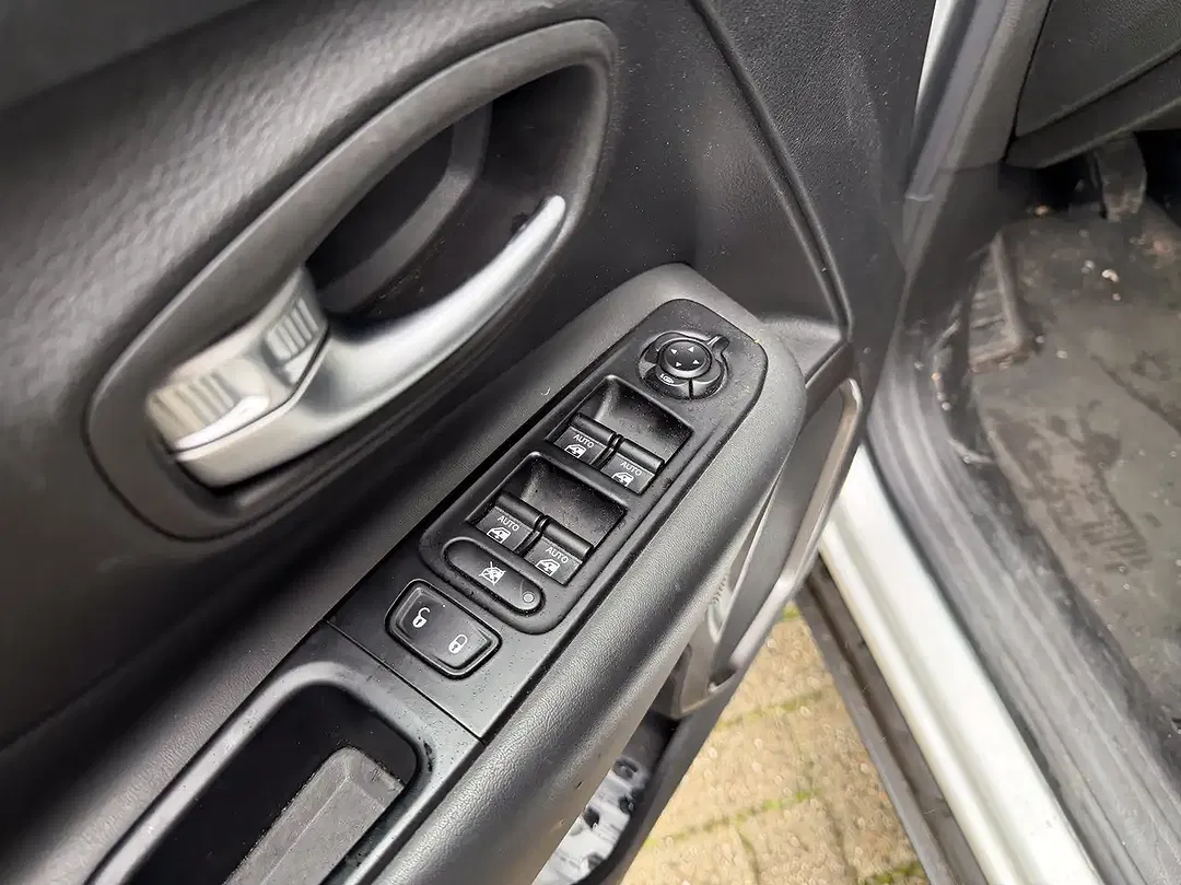 Jeep Renegade 1.0 T3 Limited - Thumbnail 10