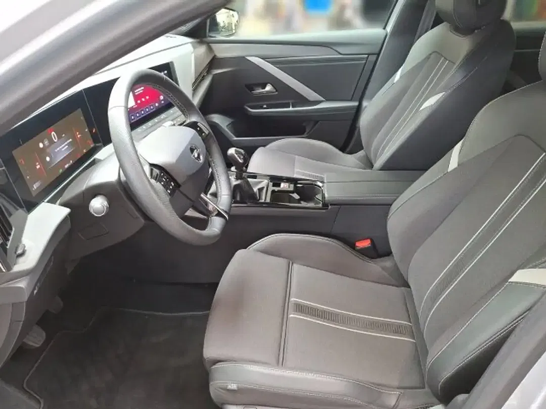 Opel Astra 1.2 Turbo GS - Thumbnail 7