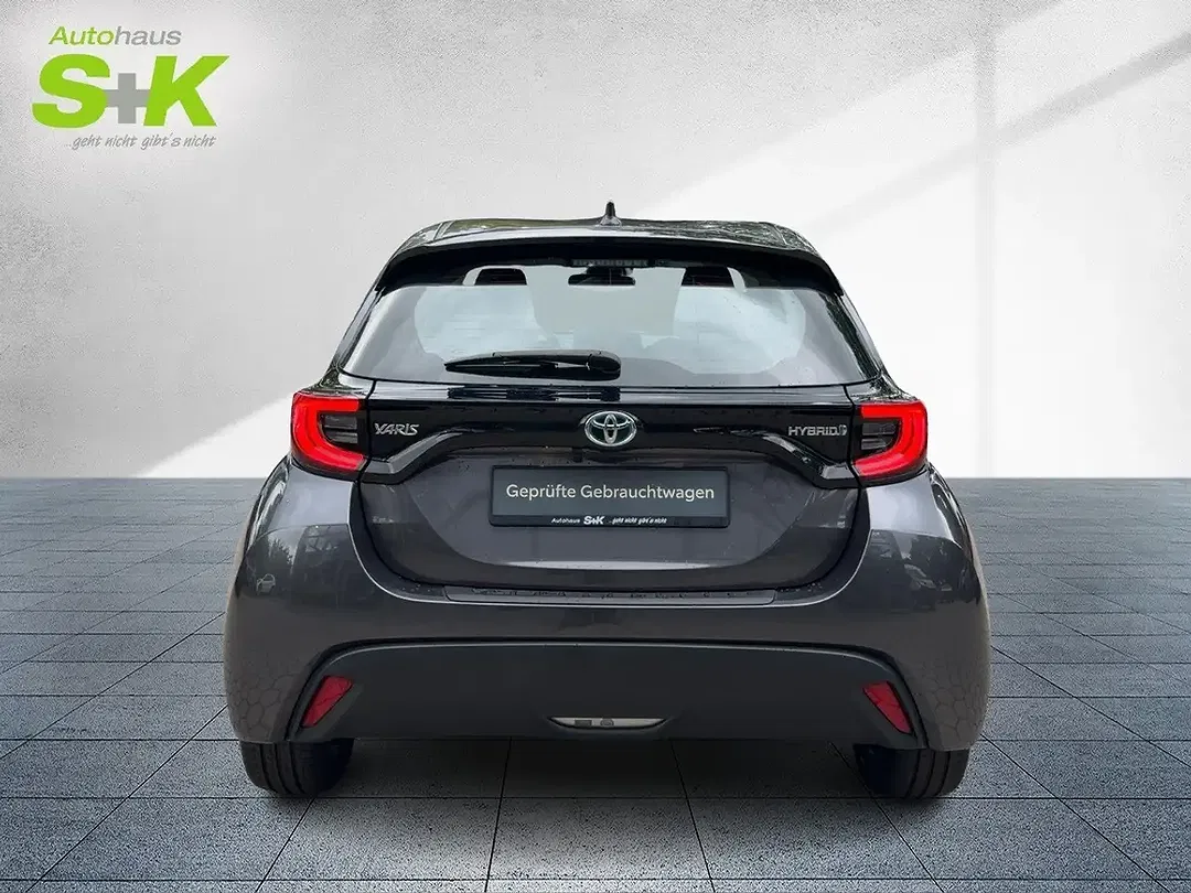 Toyota Yaris 1.5 Hybrid Team Deutschland - Thumbnail 3