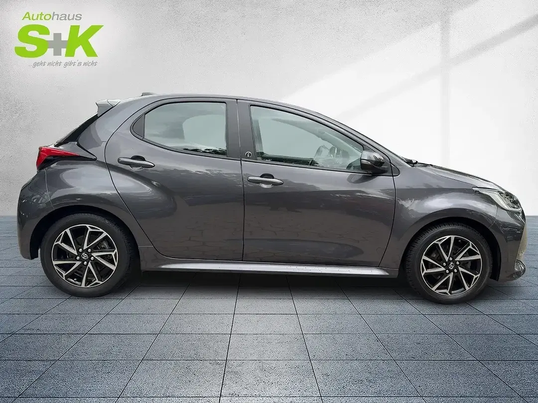 Toyota Yaris 1.5 Hybrid Team Deutschland - Thumbnail 5