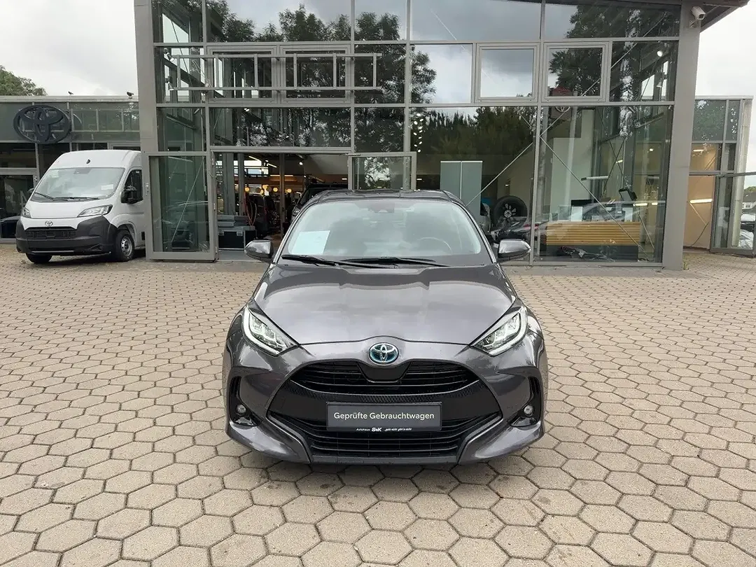 Toyota Yaris 1.5 Hybrid Team Deutschland - Thumbnail 6