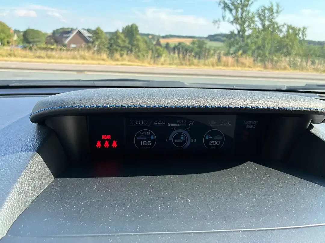Subaru Levorg 2.0 Turbo Lineartronic Luxury - foto 15