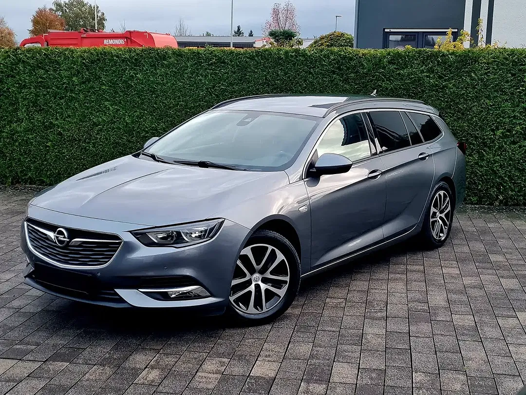 Opel Insignia Edition - foto 1