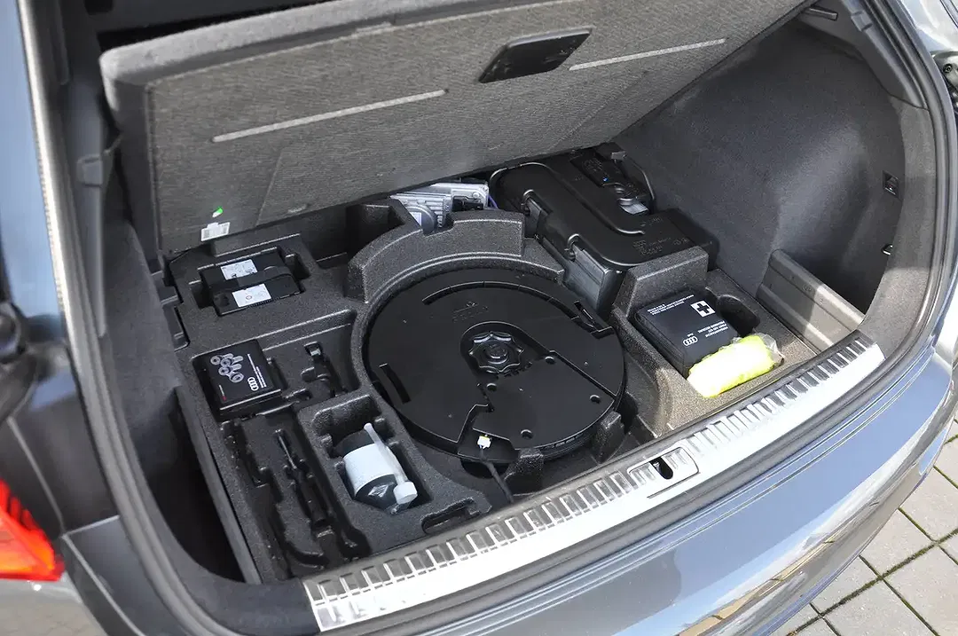 Audi Q3 35 TFSI AUT S line plus - Thumbnail 11