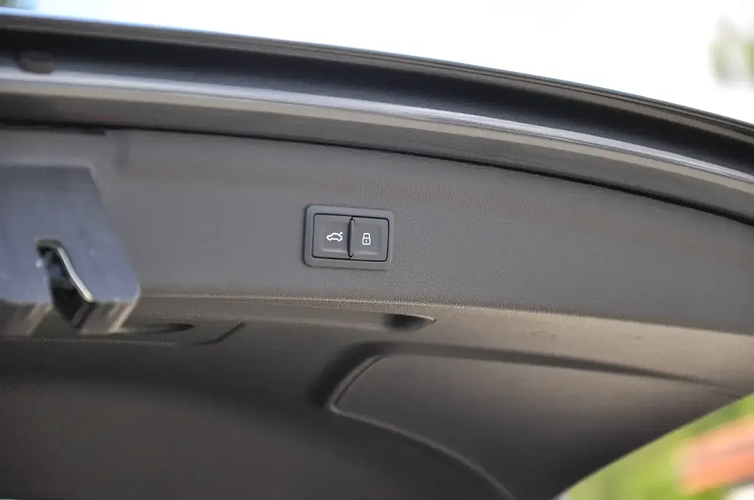 Audi Q3 35 TFSI AUT S line plus - Thumbnail 12