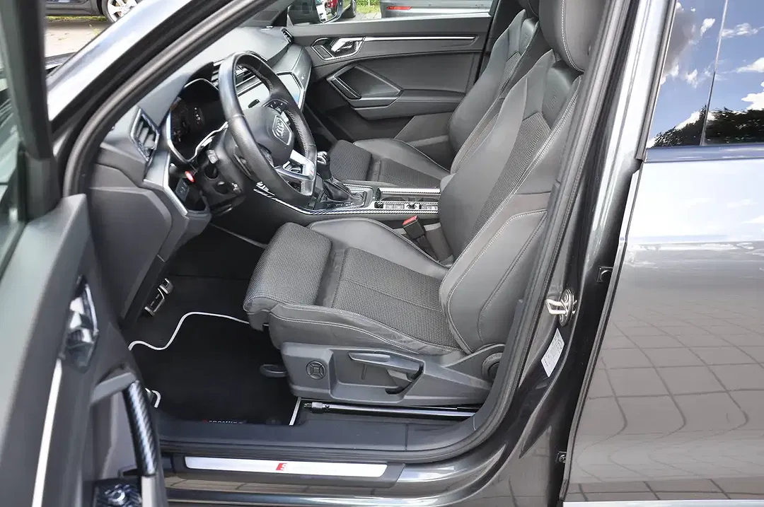 Audi Q3 35 TFSI AUT S line plus - Thumbnail 13