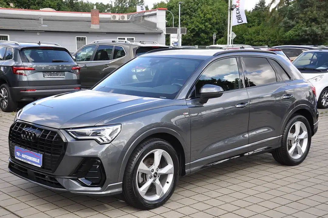 Audi Q3 35 TFSI AUT S line plus - Thumbnail 3