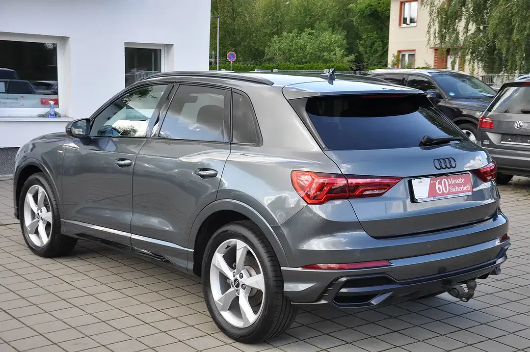 Audi Q3 35 TFSI AUT S line plus - Thumbnail 5