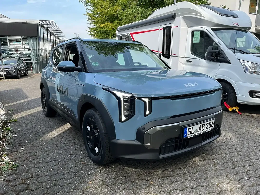 Kia EV2 Earth - Thumbnail 3
