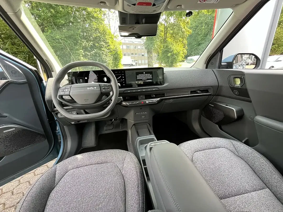 Kia EV2 Earth - Thumbnail 9