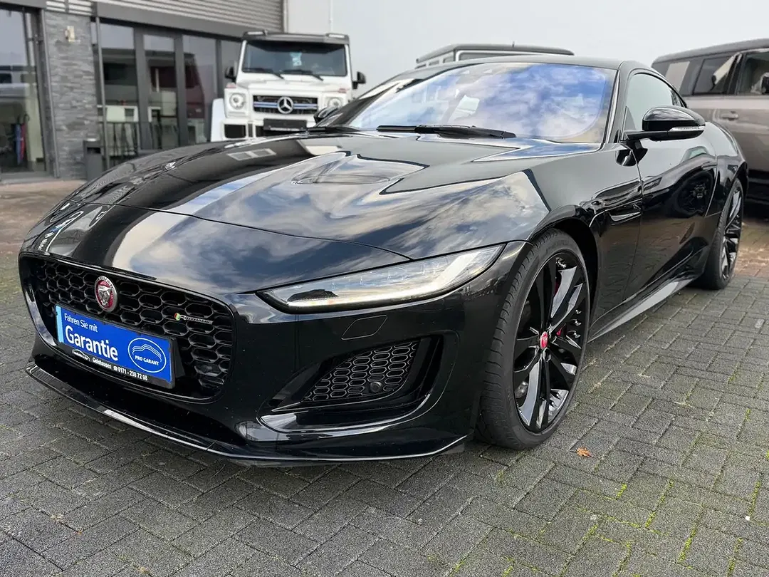 Jaguar F-Type P450 4x4 R-Dynamic Black - foto 1