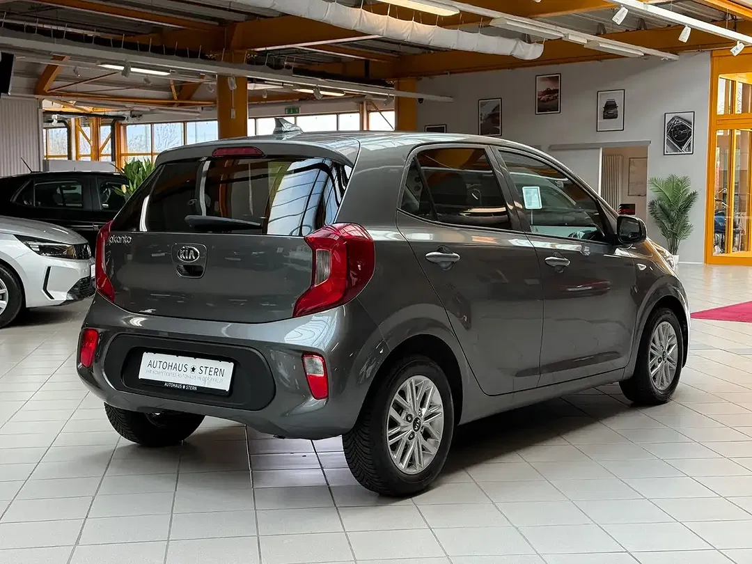 Kia Picanto - Thumbnail 6