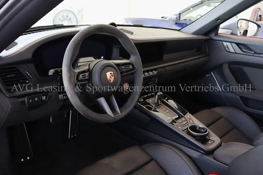 Porsche 992 Carrera GTS Cabriolet - Thumbnail 12