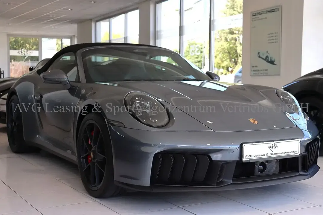 Porsche 992 Carrera GTS Cabriolet - Thumbnail 4
