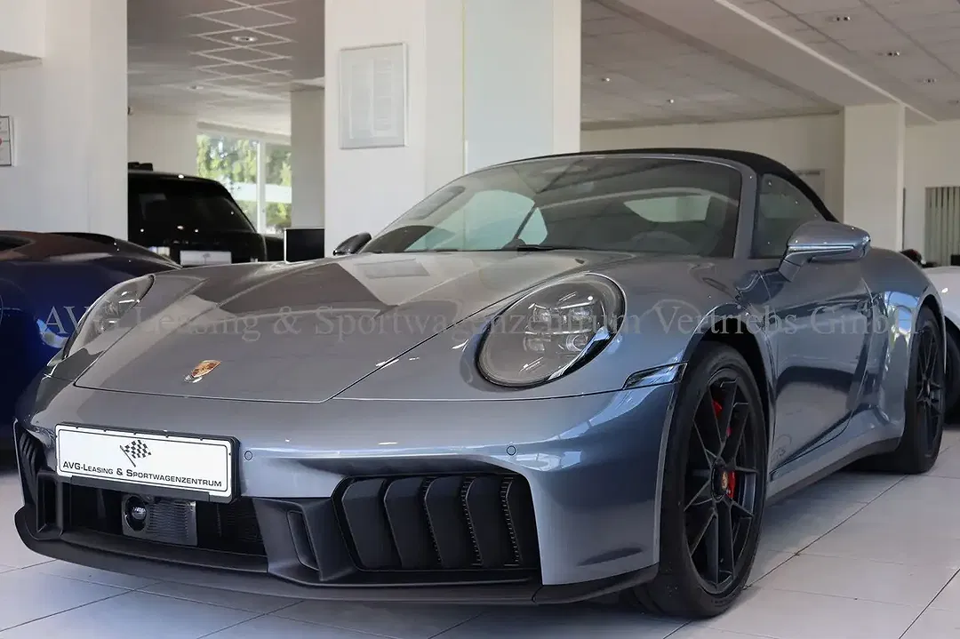 Porsche 992 Carrera GTS Cabriolet - Thumbnail 6