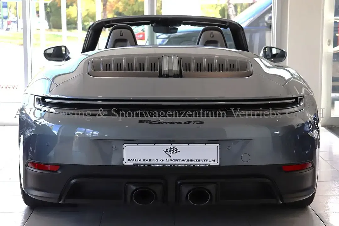 Porsche 992 Carrera GTS Cabriolet - Thumbnail 8