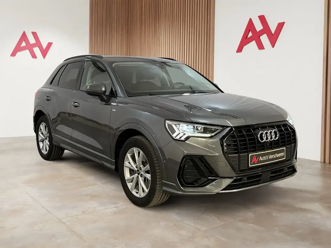 Audi Q3 45 TFSI e S tronic S line - Thumbnail 3