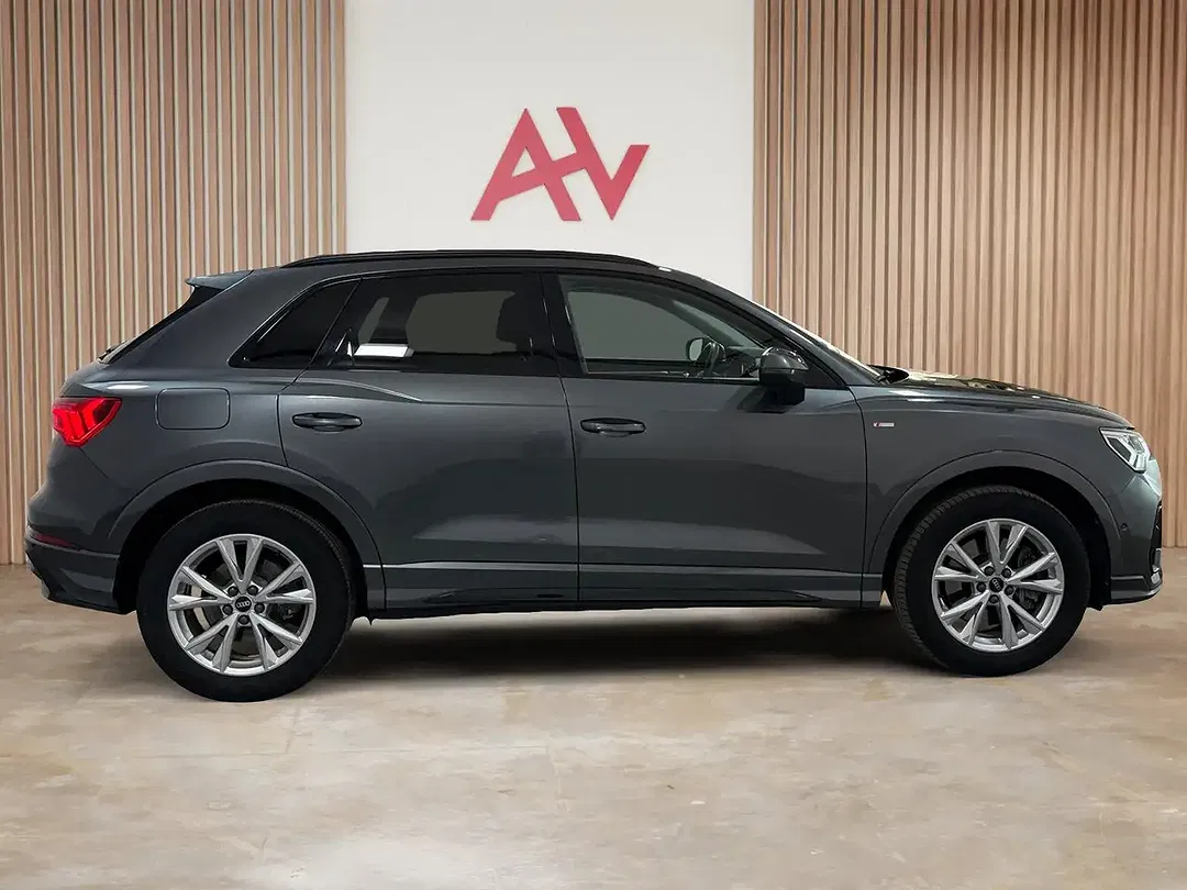 Audi Q3 45 TFSI e S tronic S line - Thumbnail 5
