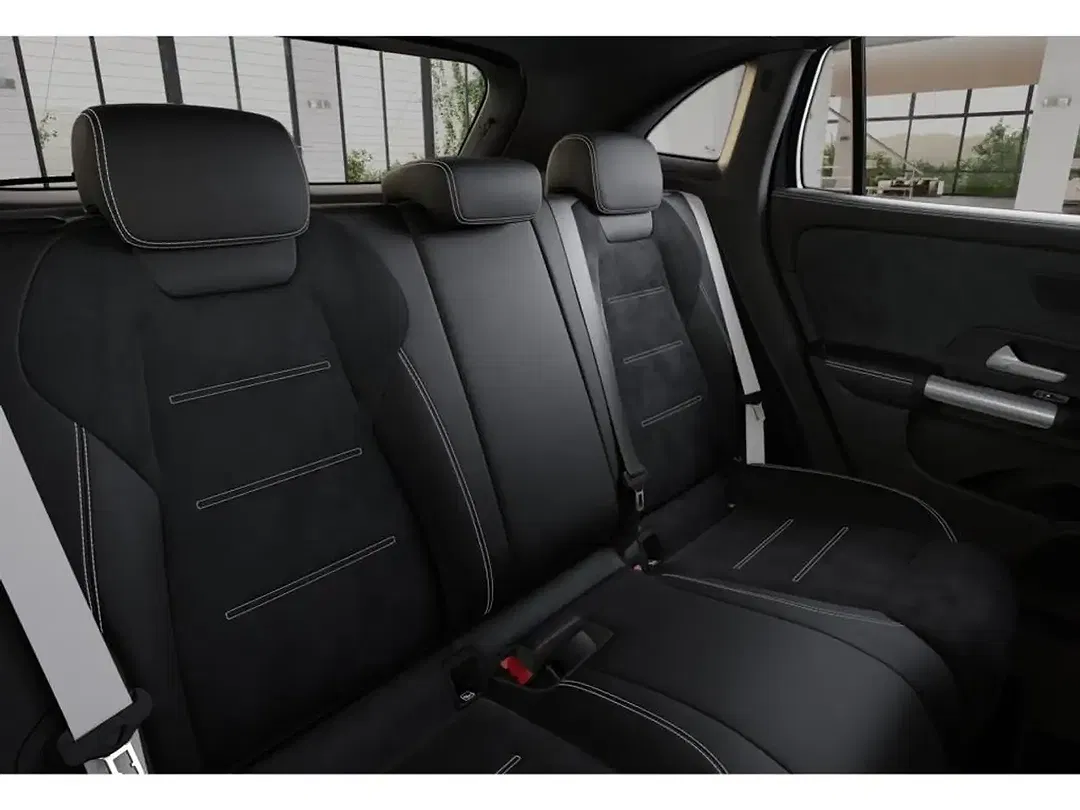 Mercedes-Benz GLA 200 4MATIC AMG - Thumbnail 10