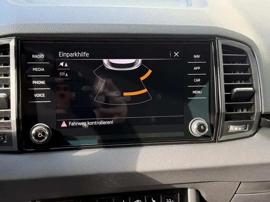 Skoda Karoq 2.0 TSI DSG 4x4 Sportline - Thumbnail 12