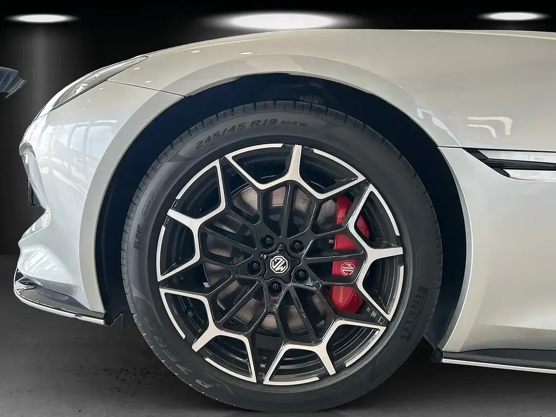 MG Cyberster - Thumbnail 14