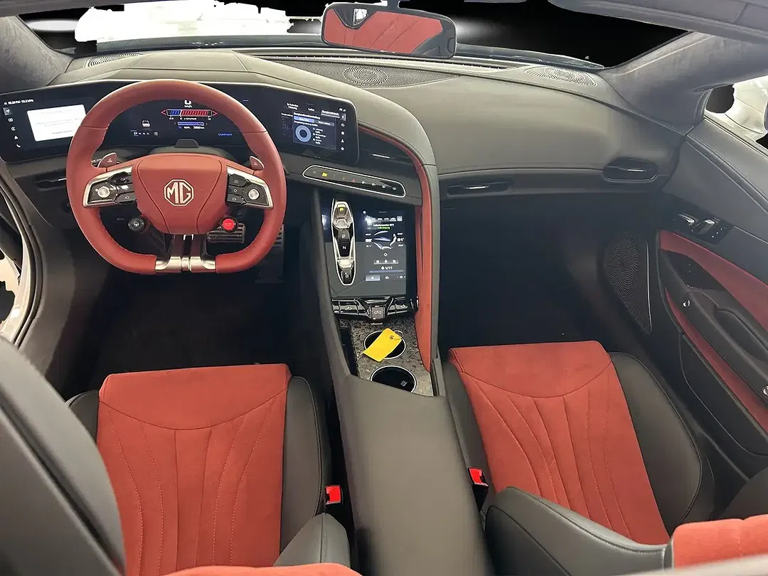 MG Cyberster - Thumbnail 8